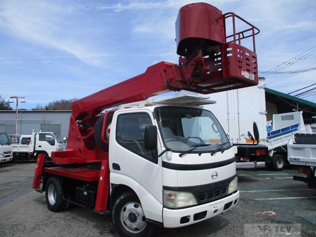 2005 Hino Dutro