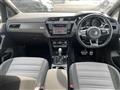 2017 Volkswagen Golf Touran