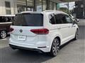 2017 Volkswagen Golf Touran