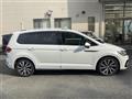 2017 Volkswagen Golf Touran