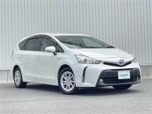 2015 Toyota PRIUS α