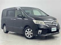 2013 Nissan Serena