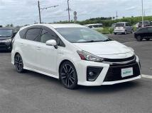2015 Toyota PRIUS α