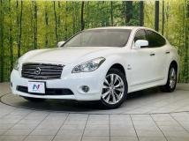 2013 Nissan FUGA HYBRID