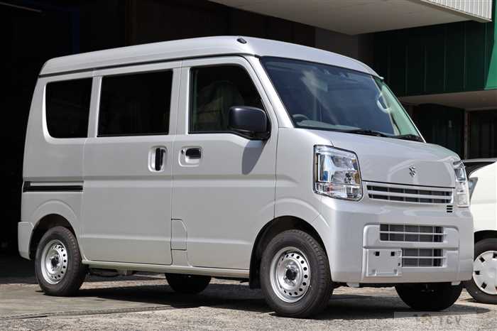 2024 Suzuki Every