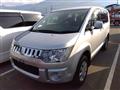 2018 Mitsubishi Delica D5