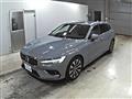 2025 Volvo V60