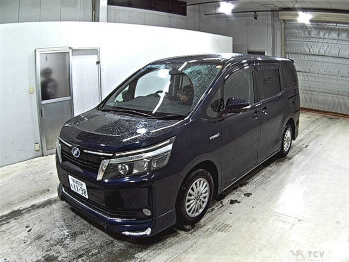2014 Toyota Voxy