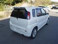 2004 Mazda Laputa