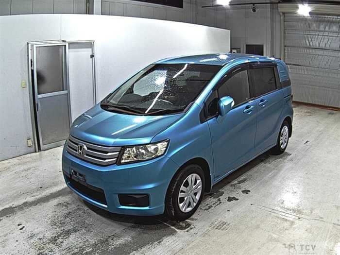 2013 Honda Freed Spike