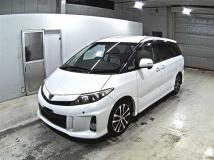 2013 Toyota Estima