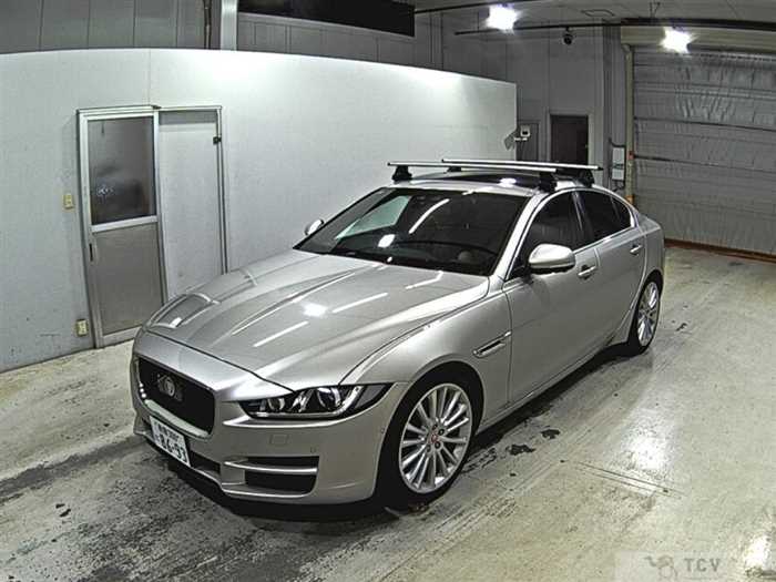 2016 Jaguar XE