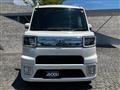 2018 Daihatsu WAKE