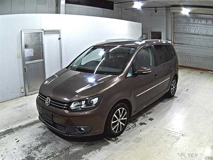 2015 Volkswagen Golf Touran
