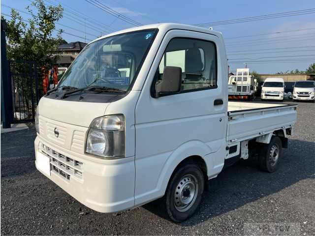 2017 Nissan Clipper Truck