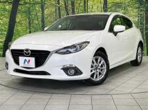 2014 Mazda Axela Sport