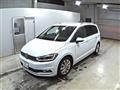 2016 Volkswagen Golf Touran