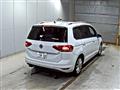 2016 Volkswagen Golf Touran