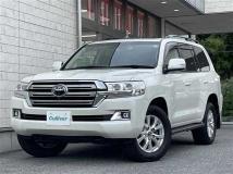 2017 Toyota Land Cruiser