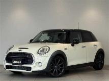 2018 BMW MINI