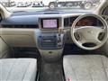 2004 Nissan Elgrand