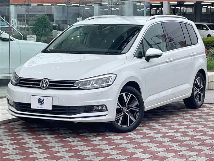 2021 Volkswagen Golf Touran