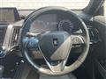 2019 Toyota Crown Hybrid