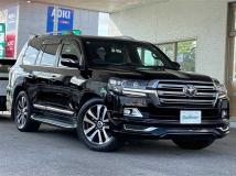 2017 Toyota Land Cruiser