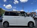2012 Nissan ROOX