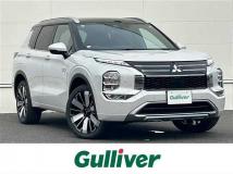 2025 Mitsubishi OUTLANDER PHEV