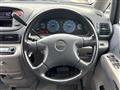 2000 Nissan Serena