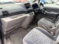 2000 Nissan Serena