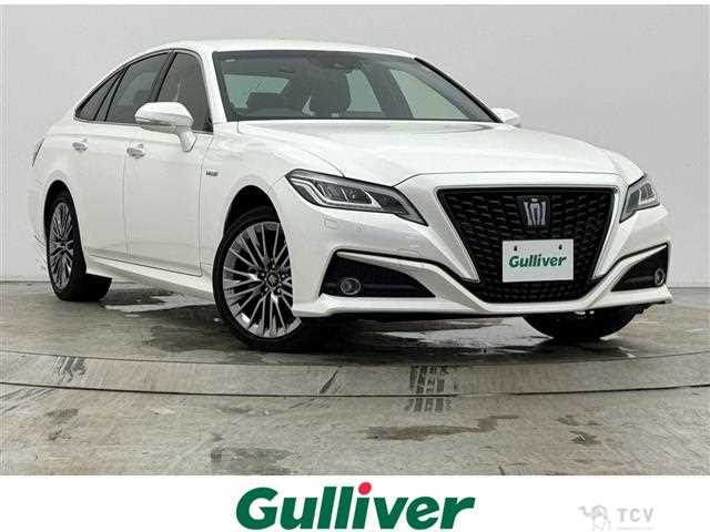 2019 Toyota Crown Hybrid