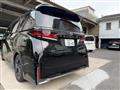 2024 Toyota Vellfire