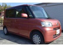 2010 Daihatsu Tanto