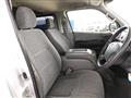 2005 Toyota Regiusace Van
