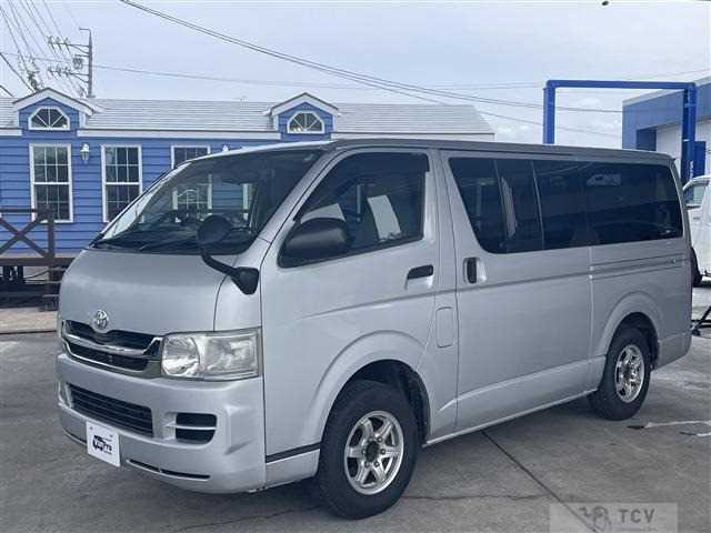 2009 Toyota Hiace Van