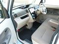 2016 Daihatsu Tanto