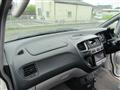 2006 Mitsubishi Delica Spacegear