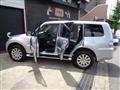 2016 Mitsubishi Pajero