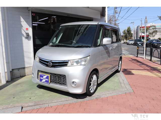 2010 Nissan ROOX
