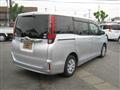 2017 Toyota Noah