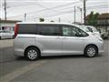 2017 Toyota Noah