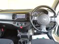 2005 Nissan March