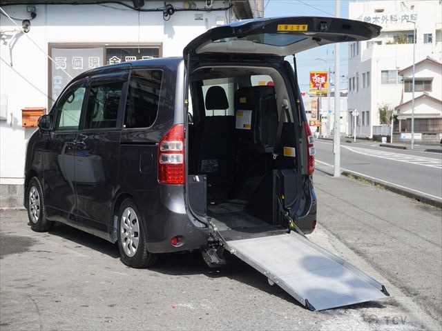 2010 Toyota Noah