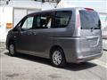2011 Nissan Serena