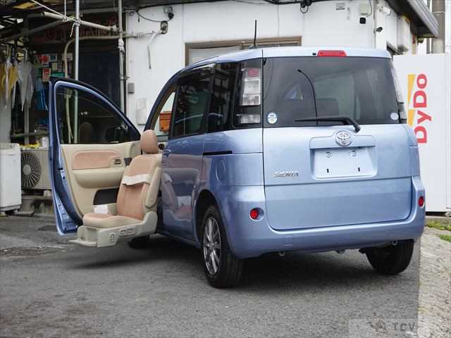 2015 Toyota Sienta
