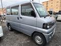 2011 Nissan Clipper Van