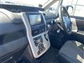 2010 Toyota Voxy