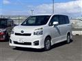 2010 Toyota Voxy